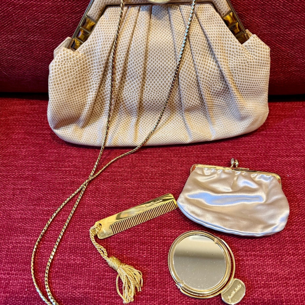 Vintage Judith Leiber lizard skin bag with tiger eye stone details. - Picture 2 of 12